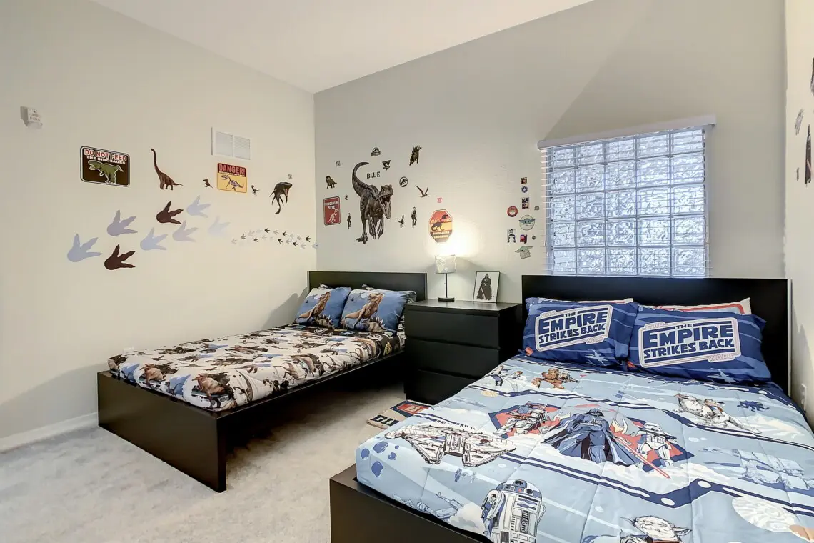 7757ef7eca50458cb5eae6d06ba109b7 LargeOriginal.jpg