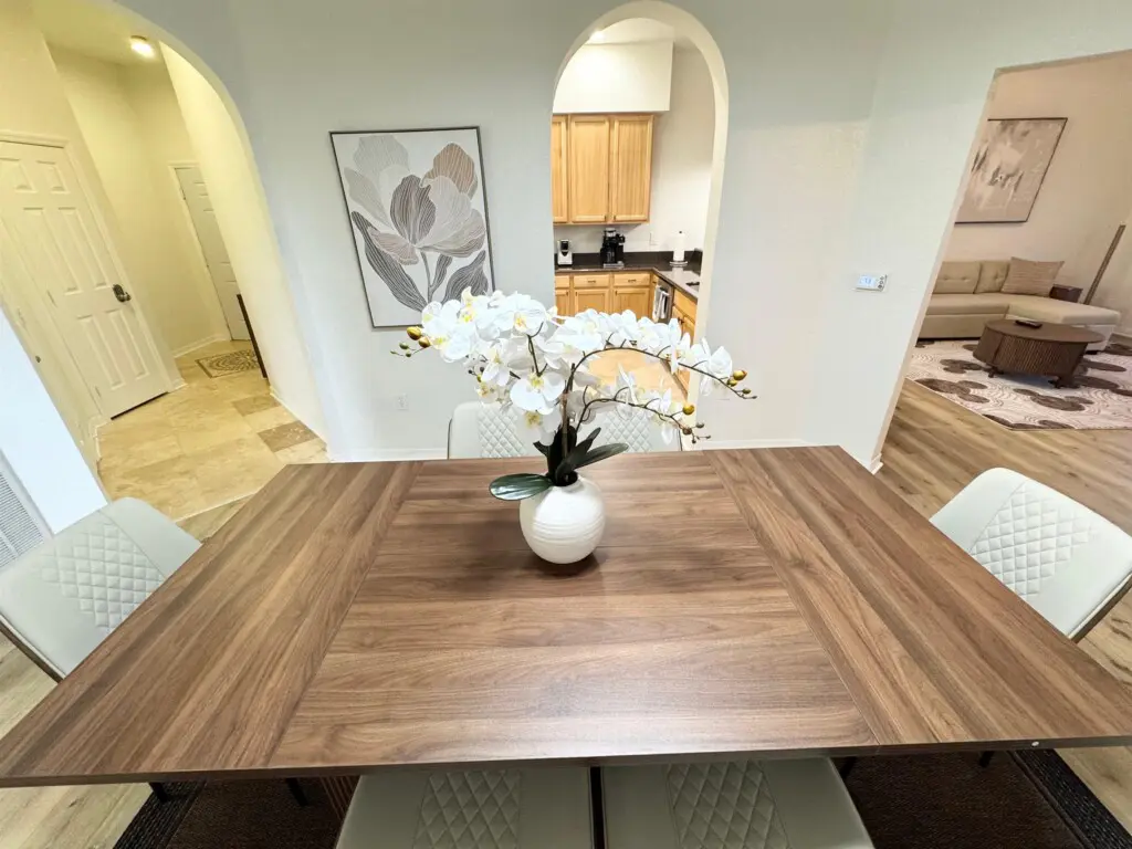 0e86eace0fe84c9282fdd08789bb912b LargeOriginal.jpg