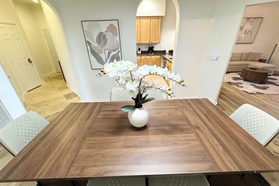 0e86eace0fe84c9282fdd08789bb912b LargeOriginal.jpg