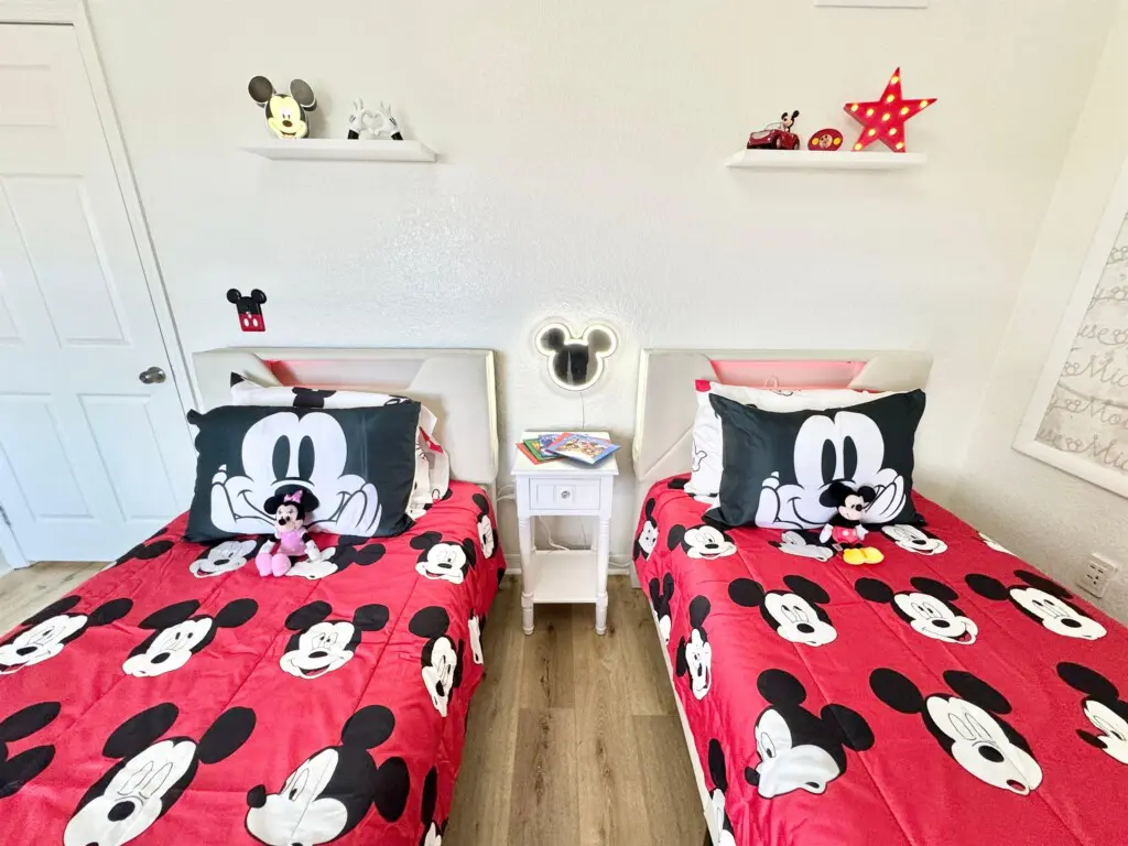 129bd4a41f944d24b760b7c4eda9f2b5 LargeOriginal.jpg