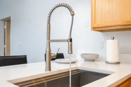 b45d9b2168934f9e8dd45ad68d90eb5e LargeOriginal.jpg