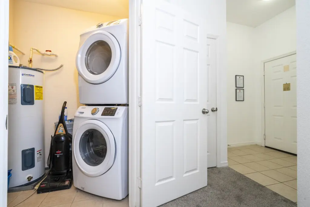 b8a9ac9198d14318933d58a358238b58 LargeOriginal.jpg