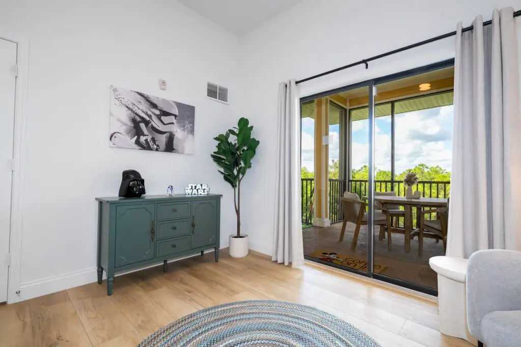 c10327baee0a49e59bc4f29f632b6748 LargeOriginal.jpg