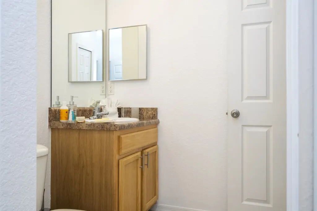 c7b6185e02a64b609f83e4b49f2ca04f LargeOriginal.jpg