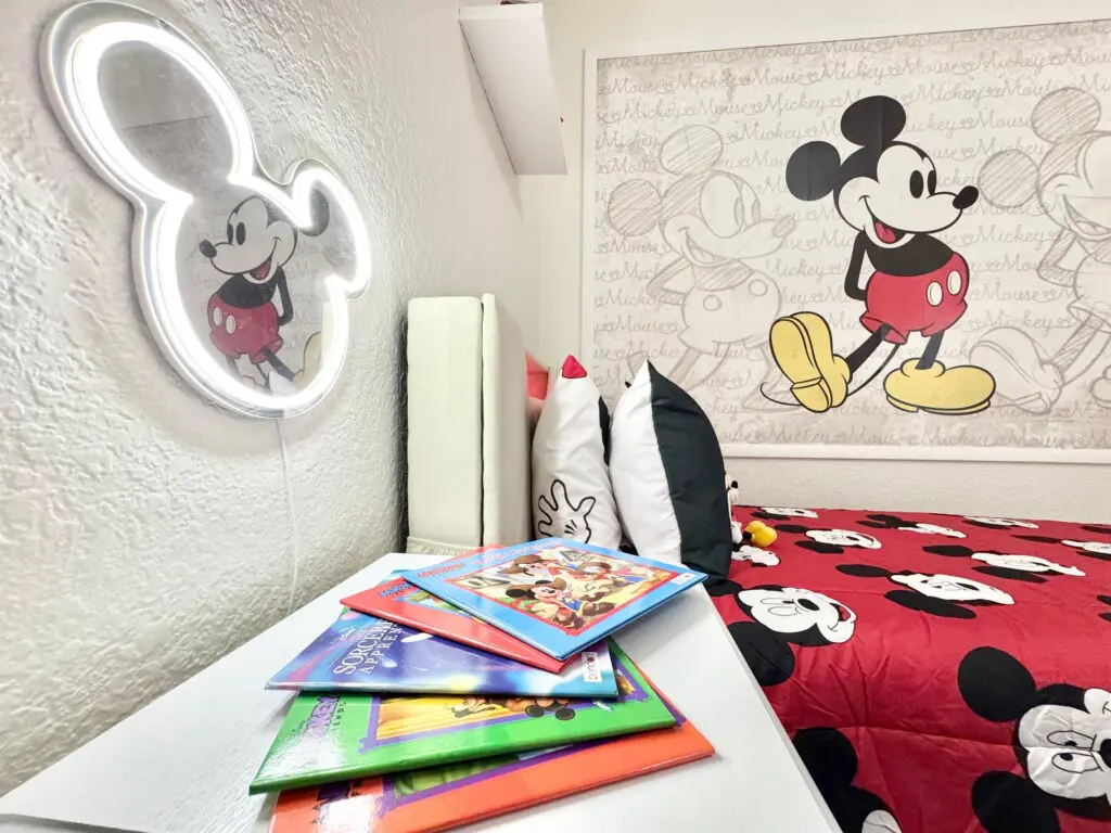 f09b4afec9804e91954529feb0fb28c2 LargeOriginal.jpg