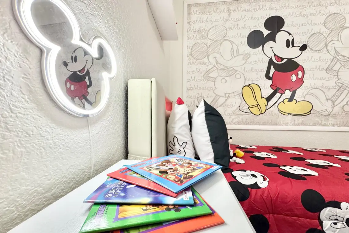 f09b4afec9804e91954529feb0fb28c2 LargeOriginal.jpg