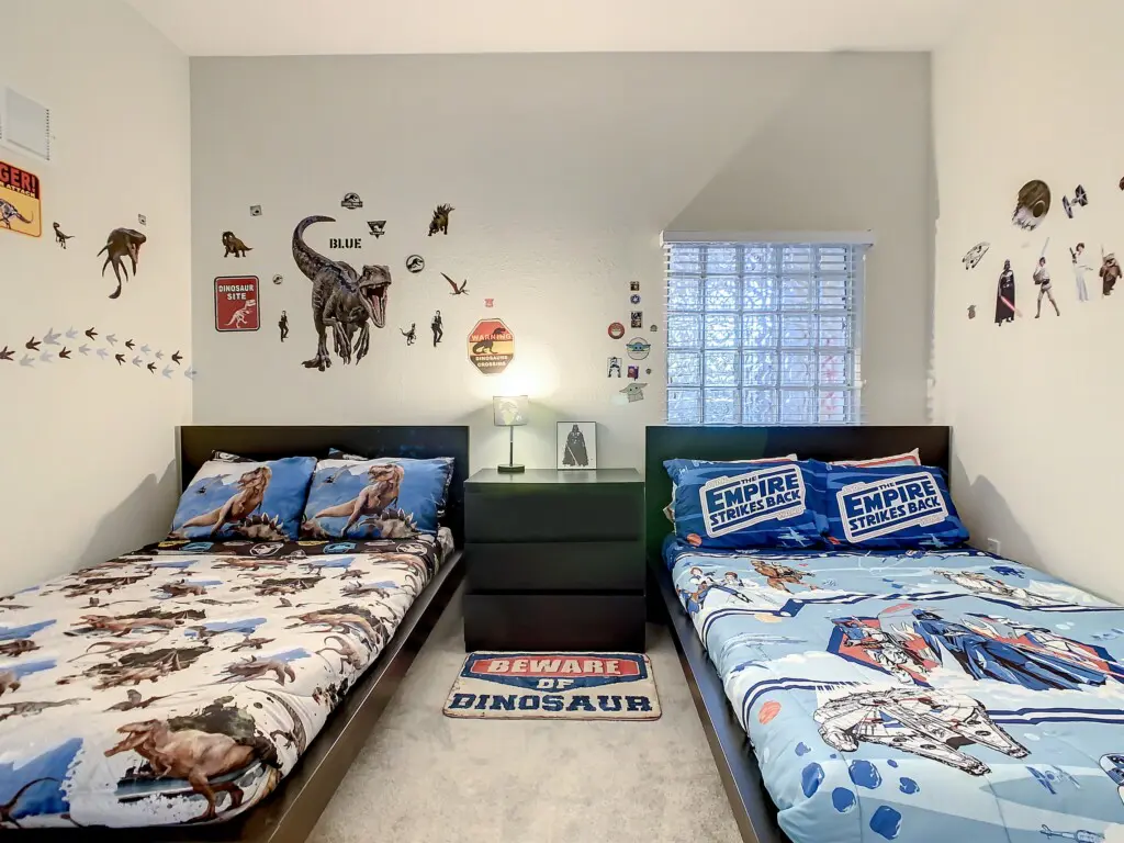 f5a5e6b822424866a6e5c88ec56e4d83 LargeOriginal.jpg